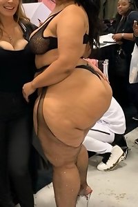 thick mega chunky bbw pear shaped winter rose