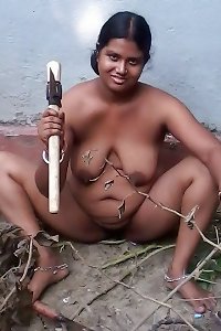 bbw DESI INDIAN BHABHI OUTDOOR ... Now where is that garden?